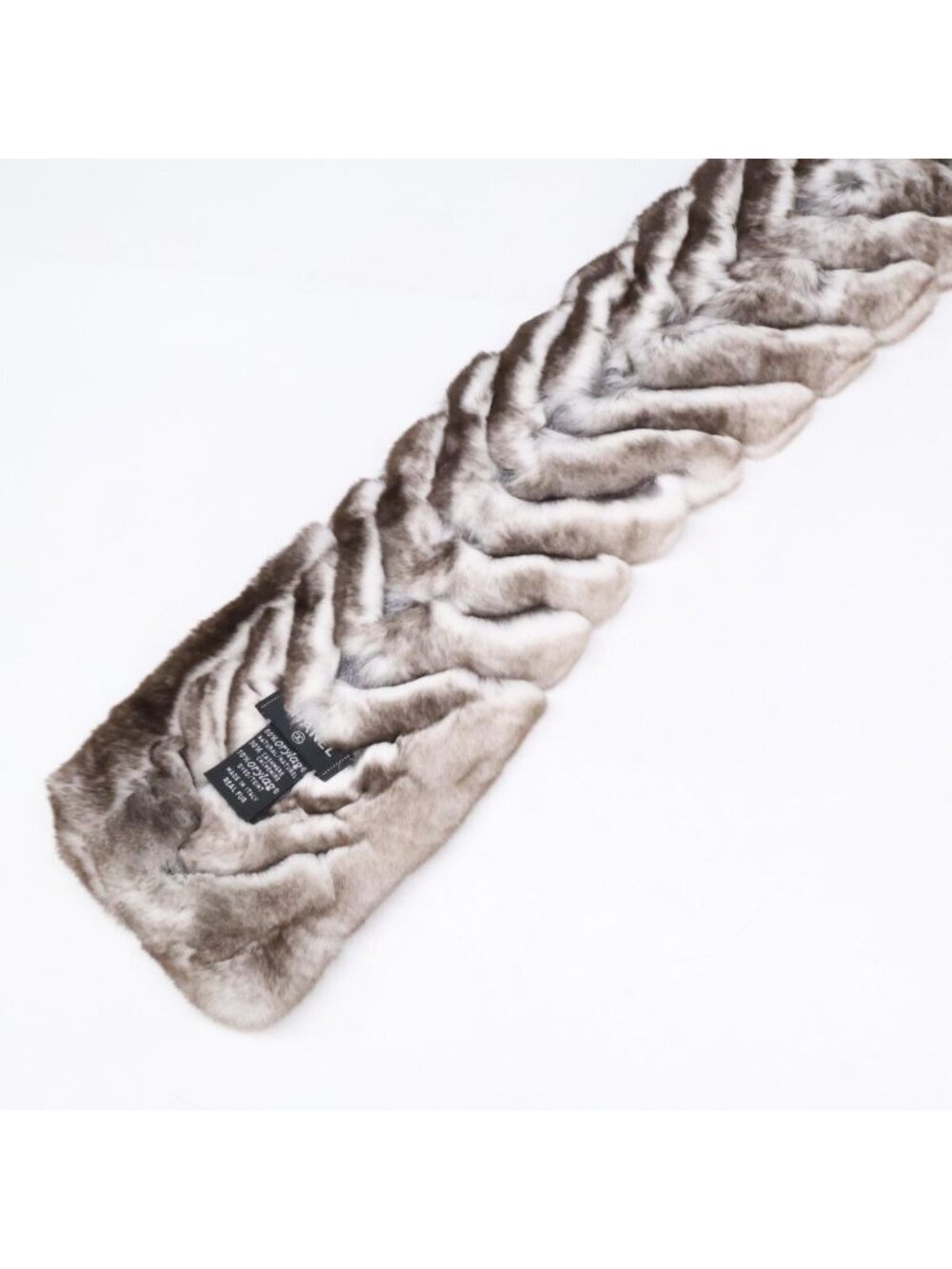 Chanel Orirag Cashmere Alpaca CC Logo Scarf on Both Ends - Picture 5 of 12